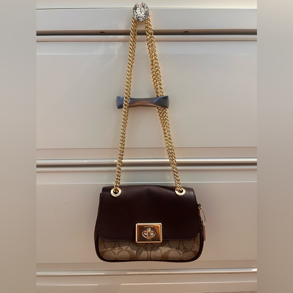 COACH Women’s Khaki Oxblood Colorblock Purse